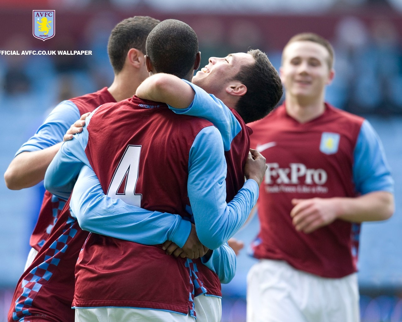 锋线补强的 锋线补强的