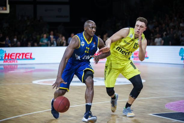 岳阳球队则 岳阳球队则