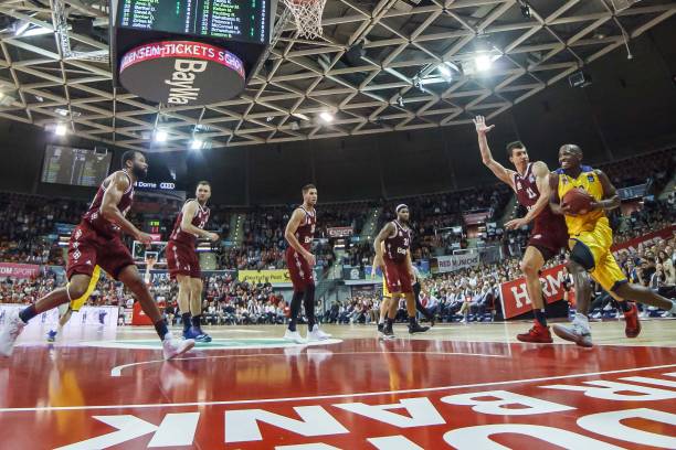 锋线杀手 锋线杀手